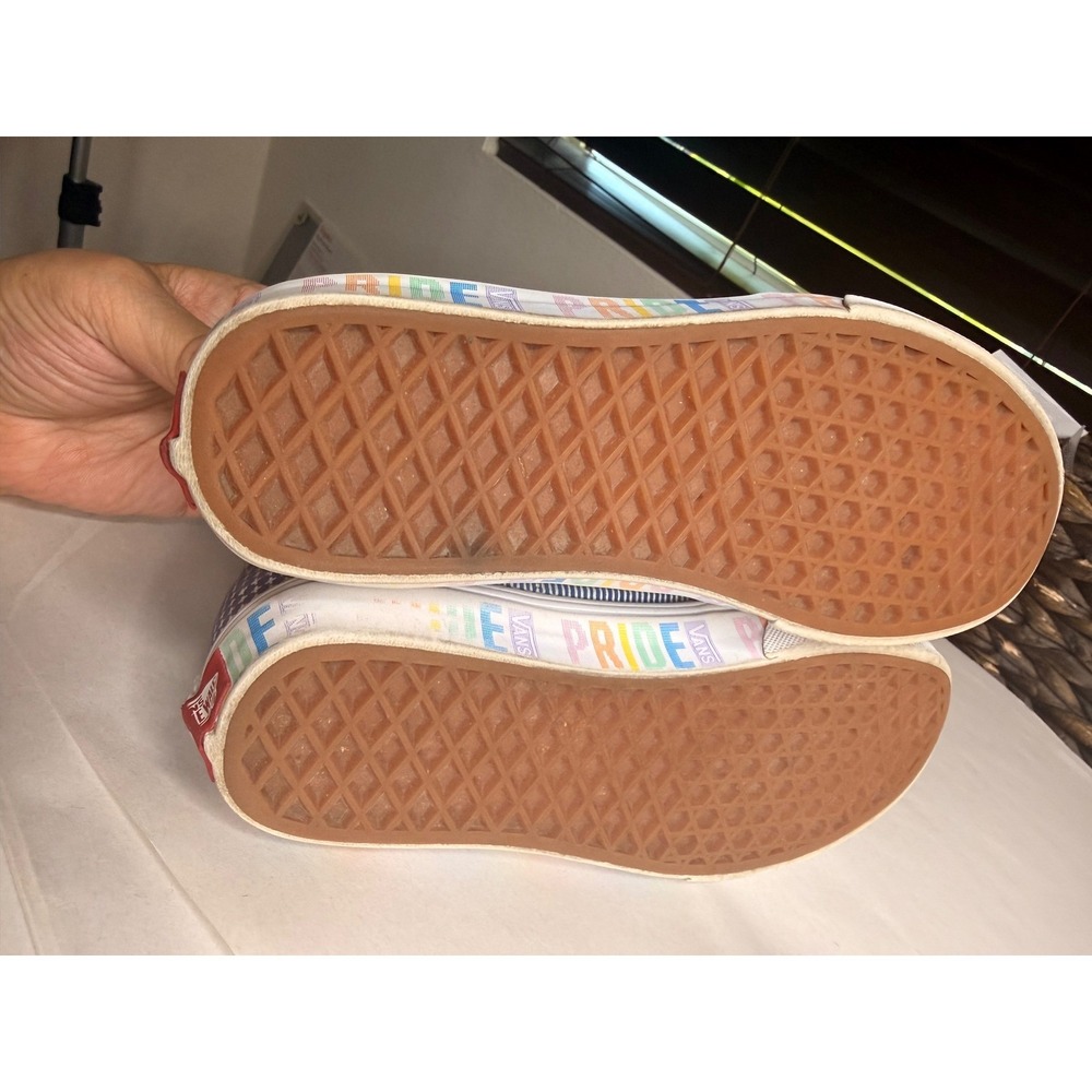 Vans Sk8-Mid Pride 2021 Rainbow Sneakers VN0A3WM33WJ Skater Men 5 Women 6.5 - Picture 8 of 8